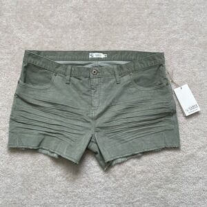 Carve Designs Womens Oahu Corduroy Shorts Womens 14 Green Raw Hem Cutoff NWT